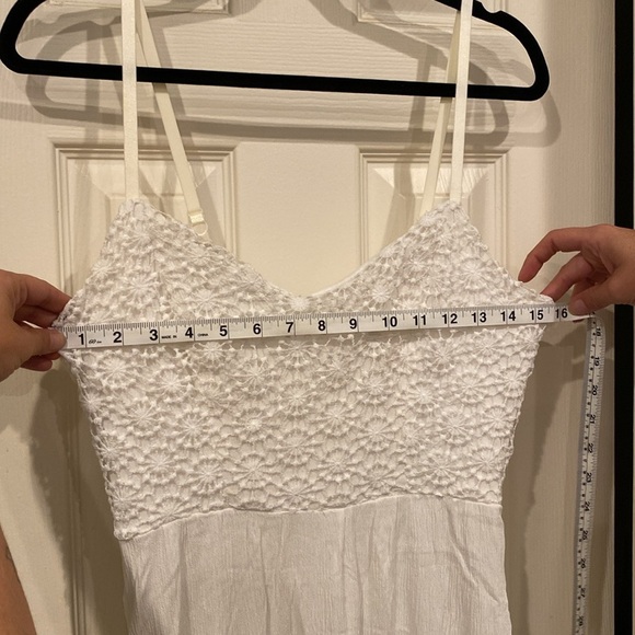 Boho White Sleeveless Maxi Dress w/Adjustable Straps and Crochet details size S - Picture 8 of 8